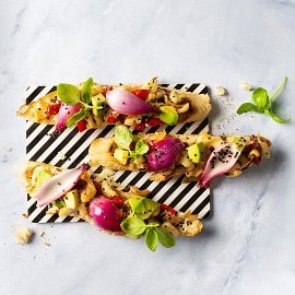 Bruschetta kalmaariga Bruschetta kalmaariga