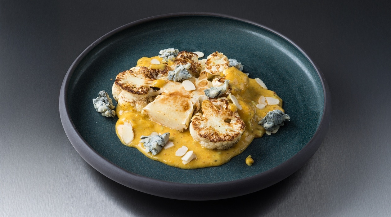 Lillkapsasteik sinihallitusjuustu kastmega – - Retsept