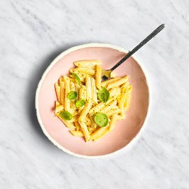 Pasta siera mērcē Pasta siera mērcē