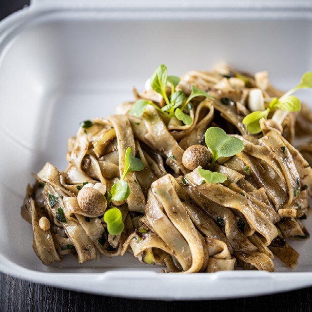 Parimad pastakastmed kaasavõetavate roogade jaoks