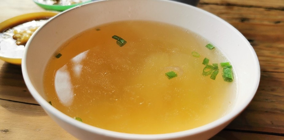 Leeme ja puljongi koorimine ning selitamine