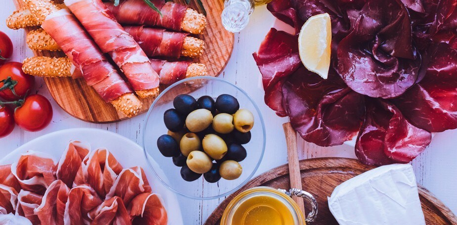 Kaip pritaikyti meniu prie teminio vakarėlio?