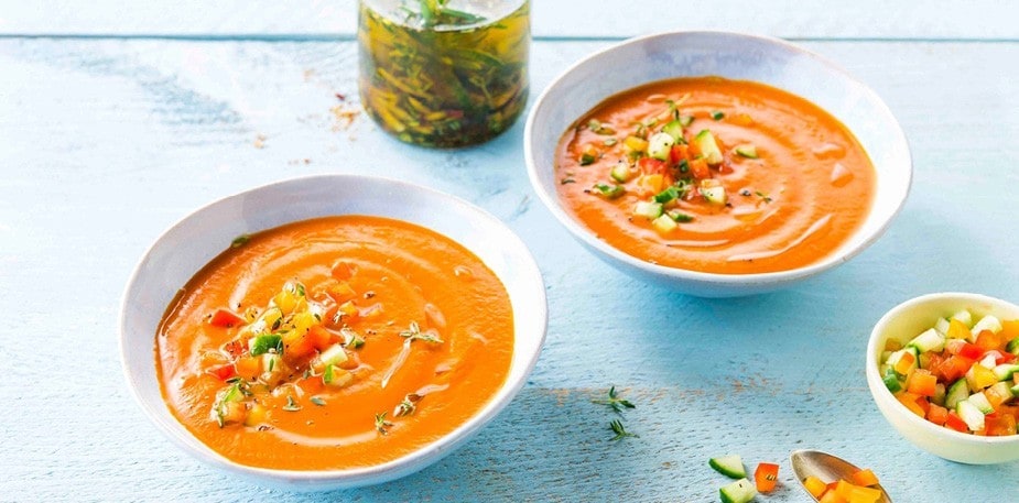 Tobulos vasarinės sriubos – receptai ir patarimai