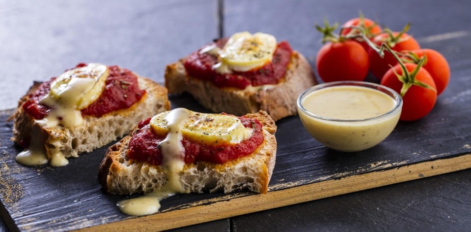 Uzkodas dažādām ballītēm