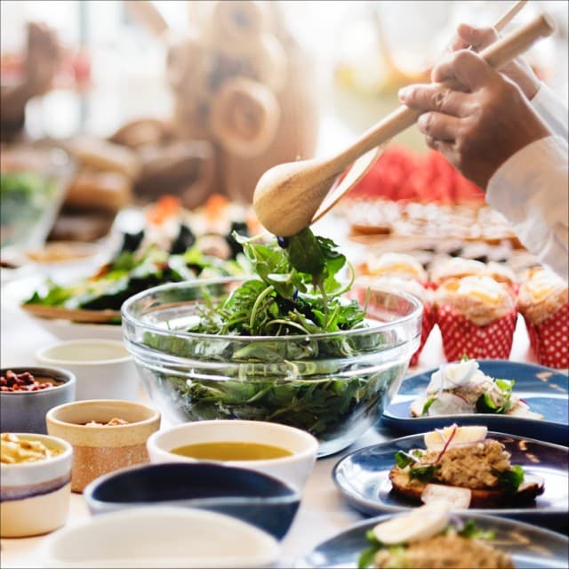 Svaigi salāti visa pasākuma garumā