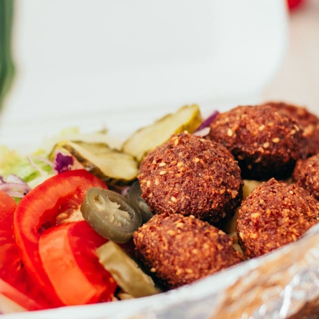 Kā pareizi pagatavot vegānisku "street food" ēdienu?